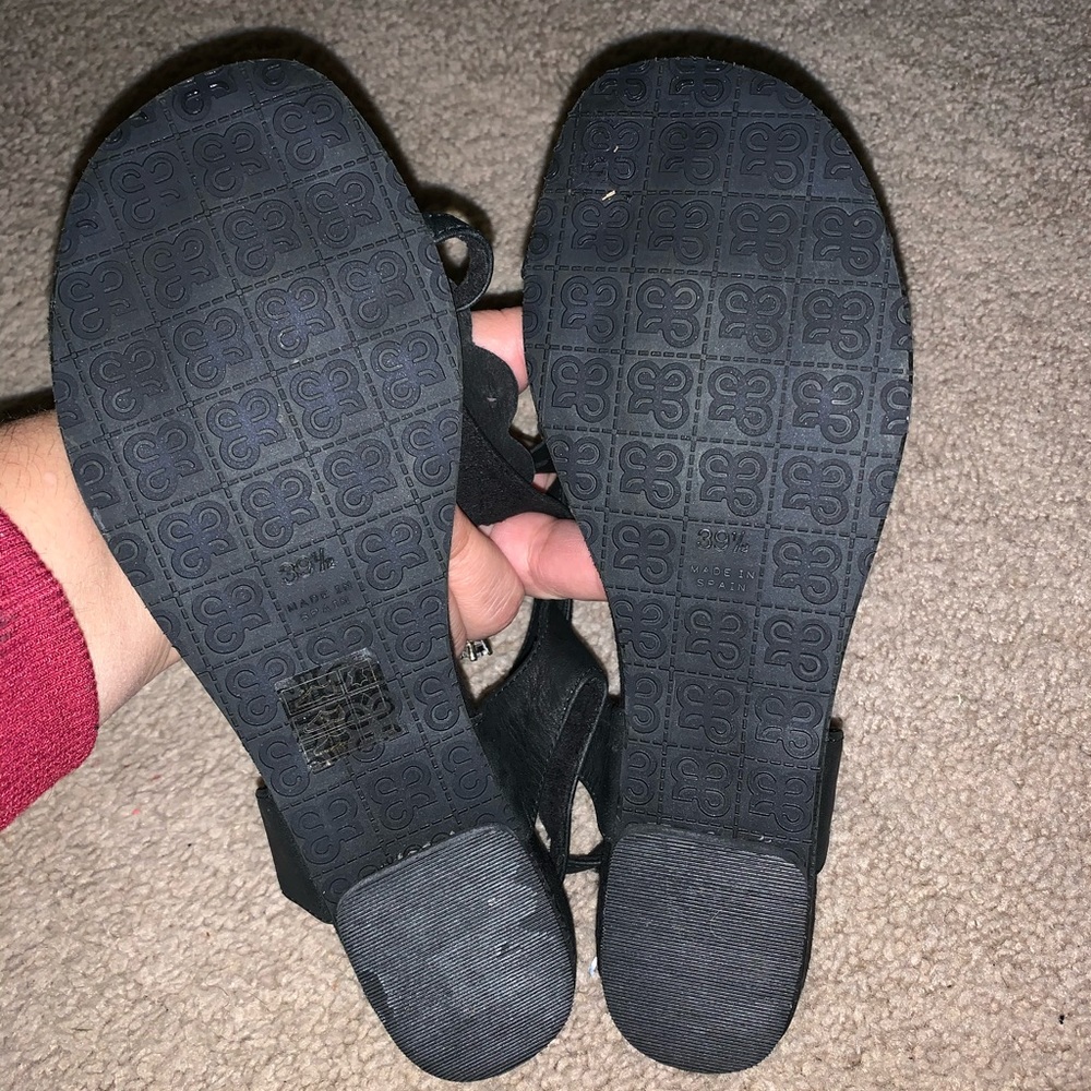 Sandals - Picture 4 of 4